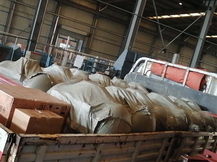 山东矿安重工生产的一批空气炮发往内蒙古乌海